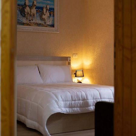 Vila Lika Hotell Korce Eksteriør bilde