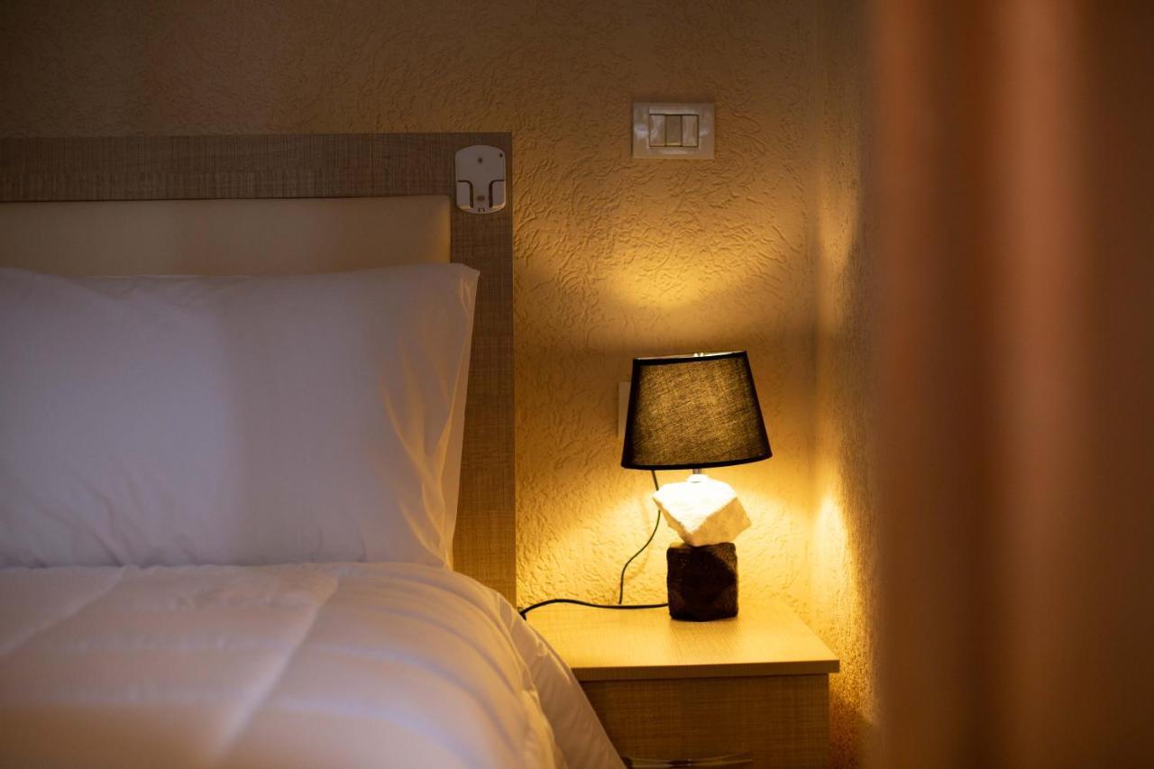 Vila Lika Hotell Korce Eksteriør bilde
